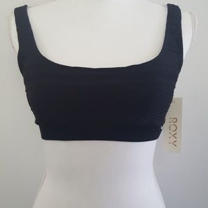 This is new with tags Roxy sports bra.